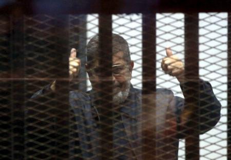 أمريكا "تشعر بقلق عميق" من قرار محكمة مصرية إحالة مرسي للمفتي