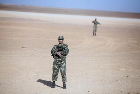 الجزائر تكتشف 18 مخزنا للذخيرة وتصادر متفجرات