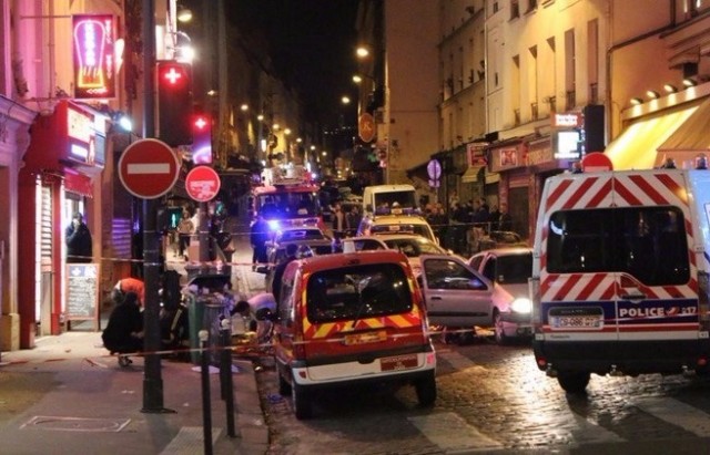 صورة من موقع الهجوم على مطعم في باريس13-11-2015