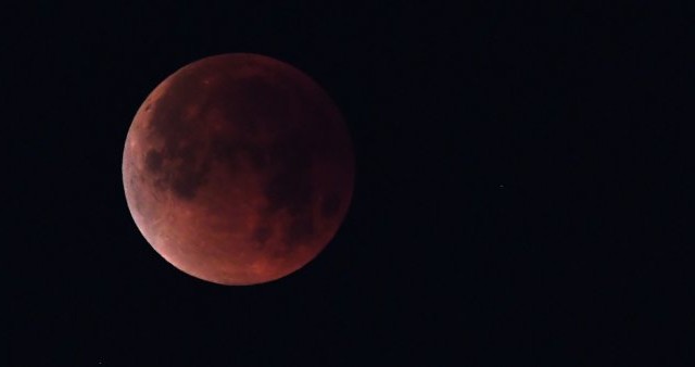 lune-eclipse-2607