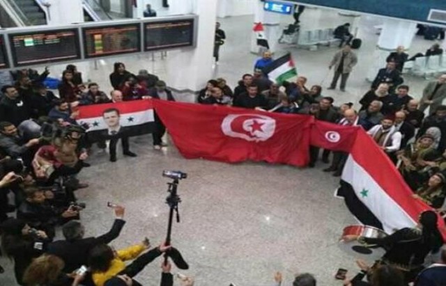 وصول وفد من السياح السوريين إلى مطار المنستير بعد 8 سنوات من انقطاع الرحلات