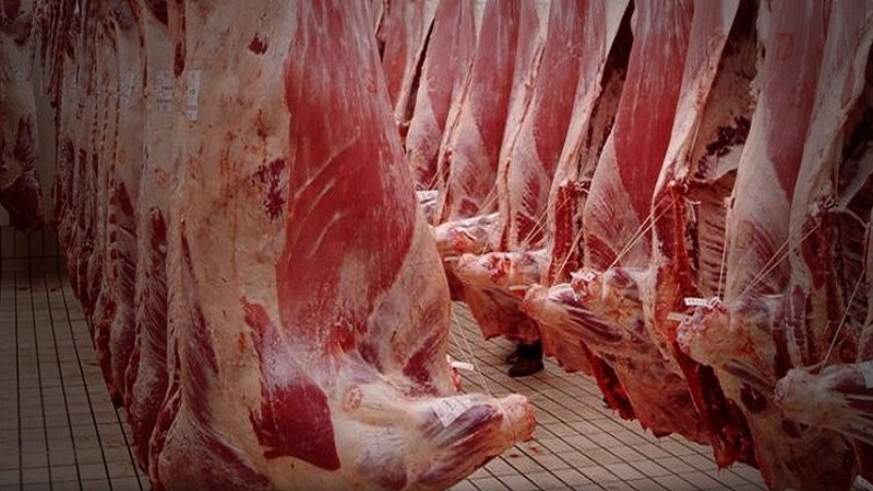 سوق اللحوم الحمراء